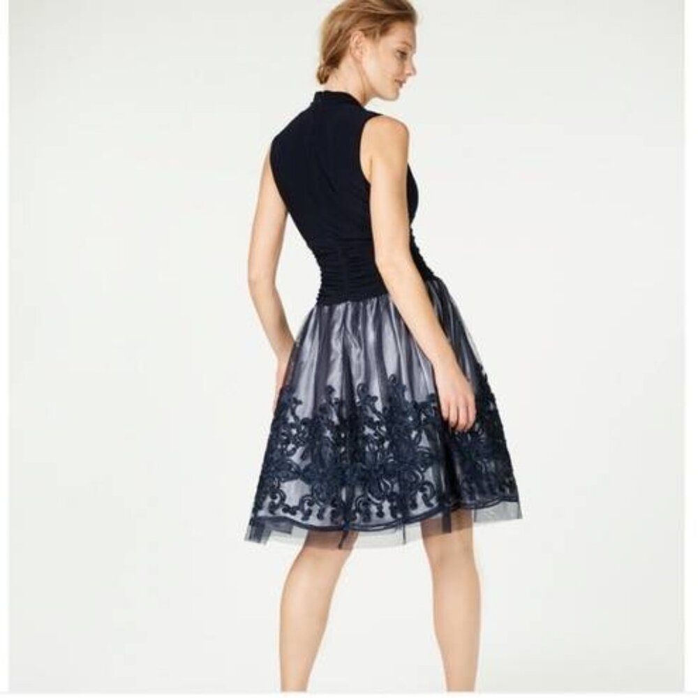 SLNY Missy Blue Fit & Flare Cocktail Party Dress Sleeveless Navy Size 6 Stretch - Picture 4 of 16